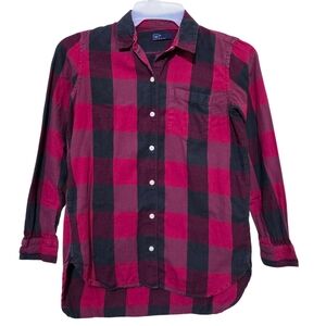 GAP Relaxed Red and Black Plaid Button-Down Shirt Women's Size XS 100% Cotton